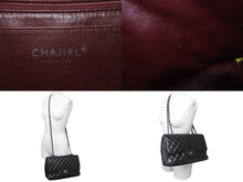 Load image into Gallery viewer, CHANEL シャネル ショルダーバッグ チェーン マトラッセ 30 12番台 ココマーク ブラック ラムスキン シルバー金具 美品 中古 59628