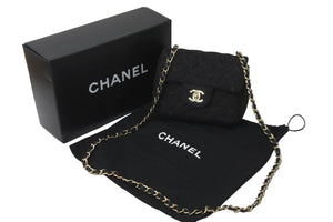 CHANEL シャネル ショルダーバッグ ミニマトラッセ 10番台 ウール シングルフラップ ブラック ゴールド金具 美品 中古 59632