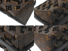 Load image into Gallery viewer, 極美品 LOUIS VUITTON ルイヴィトン ショルダーバッグ M45070 トリアングル メッセンジャー モノグラムタフタージュ ブラウン ブラック 中古 59662