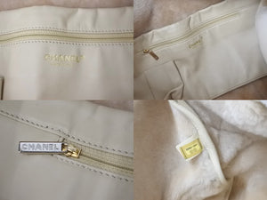 CHANEL シャネル ショルダーバッグ クロスボディバッグ ココマーク 10番台 2006年 ムートン ベージュ ゴールド金具 美品 中古 59673