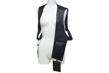 Load image into Gallery viewer, 極美品 LOUIS VUITTON ルイヴィトン ベスト エンボスミッドレイヤー ベスト モノグラム 2021AW サイズS 1A5VUL 中古 59685