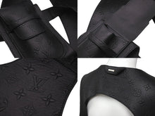 Load image into Gallery viewer, 極美品 LOUIS VUITTON ルイヴィトン ベスト エンボスミッドレイヤー ベスト モノグラム 2021AW サイズS 1A5VUL 中古 59685