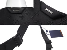 Load image into Gallery viewer, 極美品 LOUIS VUITTON ルイヴィトン ベスト エンボスミッドレイヤー ベスト モノグラム 2021AW サイズS 1A5VUL 中古 59685