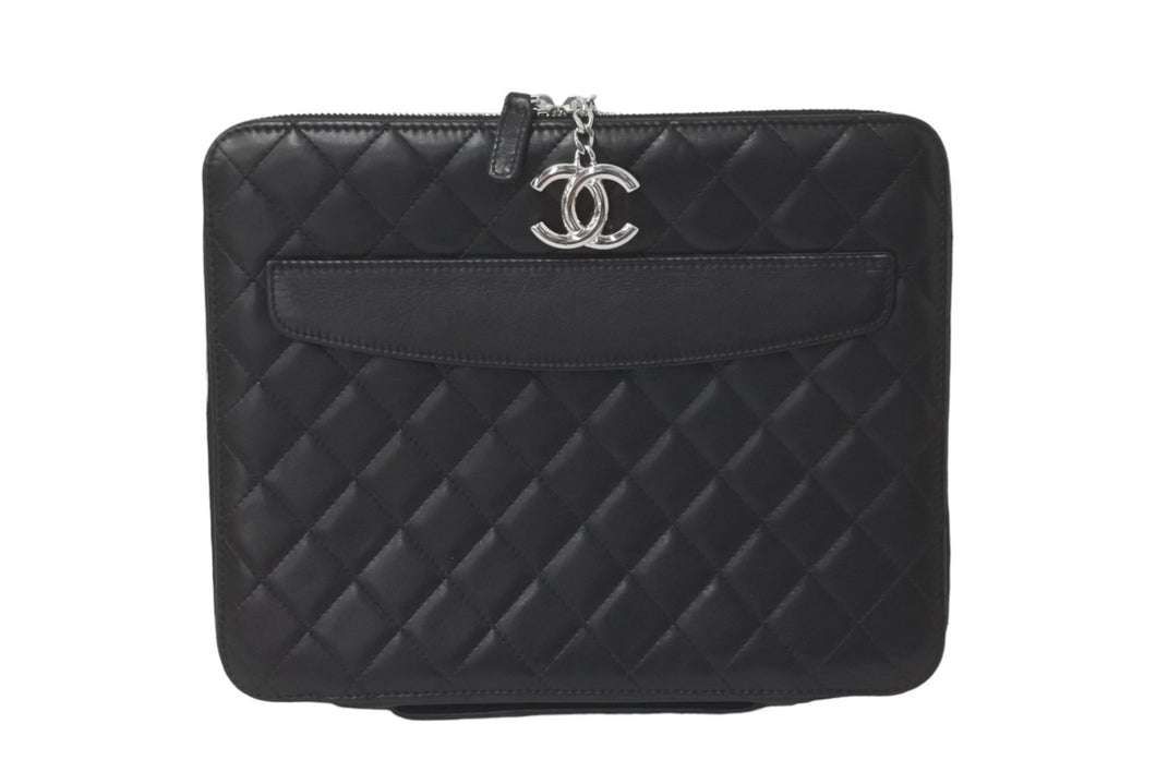 CHANEL シャネル タブレットケース ココマーク マトラッセ 14番台 2010年 ラムスキン ブラック シルバー金具 美品 中古 59689