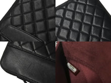 Load image into Gallery viewer, CHANEL シャネル タブレットケース ココマーク マトラッセ 14番台 2010年 ラムスキン ブラック シルバー金具 美品 中古 59689