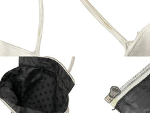 Load image into Gallery viewer, CHROME HEARTS クロムハーツ ジップ付きトートバッグ 4ポケット クロスパッチ 2232 304 5402 0900 レザー ホワイト 良品 中古 59716