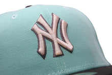 Load image into Gallery viewer, 新品未使用 NEW ERA New york Yankees ニューエラ ニューヨークヤンキース キャップ ミントグリーン グレーブリム 7 1/4 中古 59746