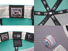 Load image into Gallery viewer, 新品未使用 NEW ERA New york Yankees ニューエラ ニューヨークヤンキース キャップ ミントグリーン グレーブリム 7 1/4 中古 59746