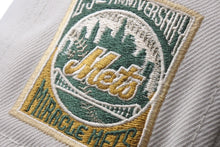Load image into Gallery viewer, 新品未使用 NEW ERA New york Mets ニューエラ ニューヨークメッツ キャップ ベージュ グリーン グレーブリム 7 1/2 中古 59750
