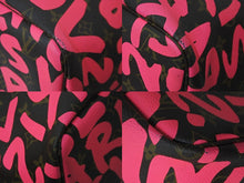 Load image into Gallery viewer, LOUIS VUITTON ルイヴィトン トートバッグ ネヴァーフルGM モノグラムグラフィティ フューシャ M93701 美品 中古 59778