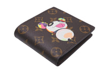 Load image into Gallery viewer, 極美品 LOUIS VUITTON ルイ ヴィトン × 村上隆 コラボ 二つ折り財布 M61666 ポルトフォイユマルコ モノグラムパンダ 中古 59791
