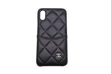 Load image into Gallery viewer, CHANEL シャネル スマホケース iPhone X ケース マトラッセ キャビアスキン ブラック 29番台 良品 中古 59835