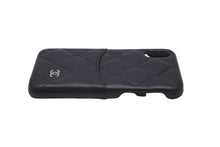 Load image into Gallery viewer, CHANEL シャネル スマホケース iPhone X ケース マトラッセ キャビアスキン ブラック 29番台 良品 中古 59835