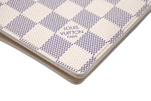 Load image into Gallery viewer, LOUIS VUITTON ルイヴィトン ダミエ アズール ポルトフォイユ マルコ 二つ折り財布 ホワイト N60018 ウォレット 良品 中古 59843