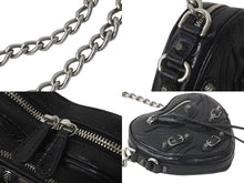 Load image into Gallery viewer, 極美品 BALENCIAGA バレンシアガ ショルダーバッグ ルカゴール ハートミニ 722781 チェーンショルダー シルバー金具 中古 59850