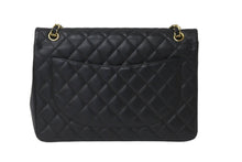 Load image into Gallery viewer, CHANEL シャネル Wフラップチェーンショルダーバッグ デカマトラッセ 33cm 16番台 ラムスキン ブラック ゴールド 美品 中古 59894