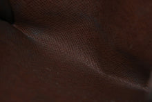Load image into Gallery viewer, LOUIS VUITTON ルイ ヴィトン コインケース 小銭入れ M61927 モノグラム ラドロー ブラウン ゴールド フランス製 美品 中古 59899