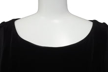 Load image into Gallery viewer, FOXEY NEW YORK フォクシー ニューヨーク ベロア ノワール 長袖Ｔシャツ サイズ40 ブラック 36304-VSTFG202V 美品 中古 59940