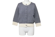 Load image into Gallery viewer, 極美品 CHANEL シャネル カシミヤ カーディガン ホワイト ネイビー 総柄 ココマーク P47951K06141 サイズ36 中古 59960