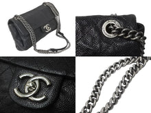 Load image into Gallery viewer, CHANEL シャネル マトラッセ チェーンショルダーバック キャビアスキン 25cm シール 15番台 美品 中古 60064