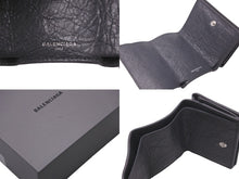 Load image into Gallery viewer, 新品未使用 BALENCIAGA バレンシアガ 三つ折り財布 ネオ クラシック ミニウォレット スタッズ 477455 カーフ グレー 中古 60074