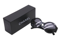 Load image into Gallery viewer, CHANEL シャネル サングラス ラウンド型 ブランドロゴ入り 5410-A 54□21 140 プラスチック ブラック シルバー金具 美品 中古 60079