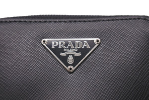 極美品 PRADA プラダ M682A トライアングルロゴ ６連キー サフィアーノレザー シルバー ブラック金具 中古 60081 