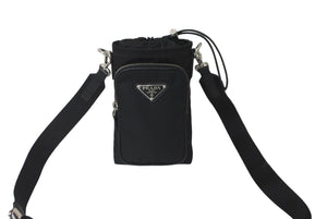 以前同様 PRADA プラダショルダーバッグ Re-Nylon スマートフォンケース ブラック 2ZH155 シルバー金具 中古 60089 