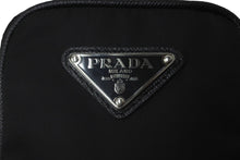 画像をギャラリービューアに読み込む, 以前同様 PRADA プラダショルダーバッグ Re-Nylon スマートフォンケース ブラック 2ZH155 シルバー金具 中古 60089 