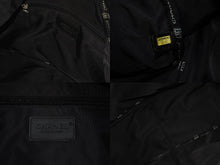 Load image into Gallery viewer, 極美品 CHANEL シャネル スポーツライン チョコバーショルダーバッグ ナイロン ラメ入り 10番台 ブラック シルバー金具 中古 60118