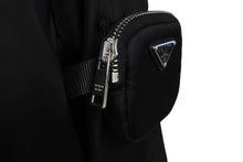 Load image into Gallery viewer, 極美品 PRADA プラダ 21AW Re-Nylon ギャバジン ジャケット ポーチ付き ブラック ポリアミド サイズ36 291831 中古 60142