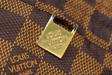 Load image into Gallery viewer, LOUIS VUITTON ルイヴィトン ダミエ スイムショーツ ブラウン ゴールド金具 ナイロン系 サイズXL 中古 60165
