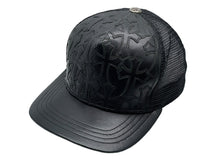 Load image into Gallery viewer, CHROME HEARTS クロムハーツ セメタリークロス パッチ レザー トラッカー キャップメッシュ キャップ ブラック 美品 中古 60189