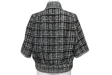Load image into Gallery viewer, 極美品 CHANEL シャネル ツイード ジャケット マルチカラー ブラック P61326V46414 ココボタン ココマーク サイズ34 中古 60197