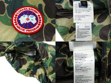 Load image into Gallery viewer, 極美品 CANADA GOOSE カナダグース × A Bathing Ape アベイシングエイプ コラボ マフラー 7299MBC ナイロン グリーン 中古 60231