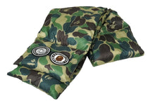 Load image into Gallery viewer, 極美品 CANADA GOOSE カナダグース × A Bathing Ape アベイシングエイプ コラボ マフラー 7299MBC ナイロン グリーン 中古 60231