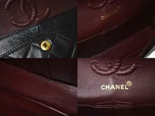 Load image into Gallery viewer, CHANEL シャネル チェーンショルダーバッグ Wフラップマトラッセ23 5番台 ラムスキン ブラック ゴールド金具 美品 中古 60234