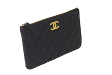 Load image into Gallery viewer, 新品同様 CHANEL シャネル ポーチ マトラッセ キャビアスキン ココマーク ブラック ランダム番号 ゴールド金具 中古 60249