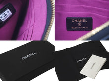 Load image into Gallery viewer, 新品同様 CHANEL シャネル ポーチ マトラッセ キャビアスキン ココマーク ブラック ランダム番号 ゴールド金具 中古 60249