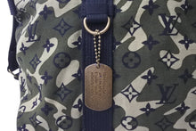 Load image into Gallery viewer, LOUIS VUITTON ルイヴィトン 村上隆 トレイ モノグラモフラージュ 迷彩 トートバッグ M95783 美品 中古 60272