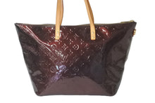 Load image into Gallery viewer, LOUIS VUITTON ルイヴィトン モノグラムヴェルニ ヴェルビューGM トートバッグ アマラント エナメル レザー M93589 美品 中古 60346