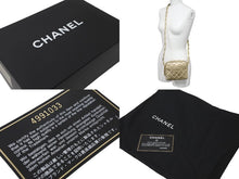 Load image into Gallery viewer, CHANEL シャネル ショルダーバッグ ココマーク ミニ カメラバック ラムスキン 4番台 ゴールド 美品 中古 60361