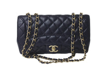 Load image into Gallery viewer, 極美品 CHANEL シャネル チェーンショルダーバッグ シングルフラップ マトラッセ23 21番台 ラムスキン ネイビー ゴールド金具 中古 60362