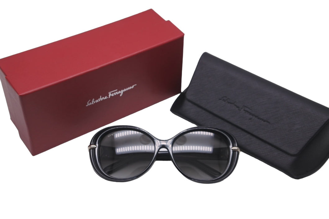 極美品 Salvatore Ferragamo サルヴァトーレフェラガモ サングラス 極美品 Salvatore Ferragamo サルヴァトーレフェラガモ サングラス