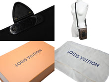 Load image into Gallery viewer, LOUIS VUITTON ルイヴィトン ショルダーバッグ Sロック ヴェルティカル ウエ アラブル モノグラム M81522 ブラウン 美品 中古 60402