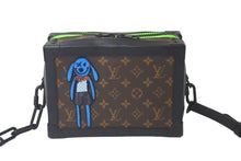 Load image into Gallery viewer, LOUIS VUITTON ルイヴィトン ショルダーバッグ ソフトトランク LVフレンズ モノグラム ヴァージル M45619 美品 中古 60408