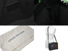 Load image into Gallery viewer, LOUIS VUITTON ルイヴィトン ショルダーバッグ ソフトトランク LVフレンズ モノグラム ヴァージル M45619 美品 中古 60408