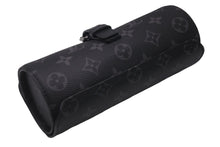 Load image into Gallery viewer, 新品同様 LOUIS VUITTON ルイヴィトン 時計ケース M43385 エテュイ・3 モントル ブラック モノグラムエクリプス 中古 60421