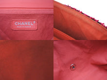 Load image into Gallery viewer, CHANEL シャネル パッチワーク チェーン ショルダーバッグ 23番台 ピンク系 ココマーク ロゴ シルバー金具 良品 中古 60428