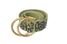 Load image into Gallery viewer, 極美品 CHANEL シャネル ベルト リングベルト グラフィティ B15S コットンキャンバス カーキ ゴールド金具 中古 60458